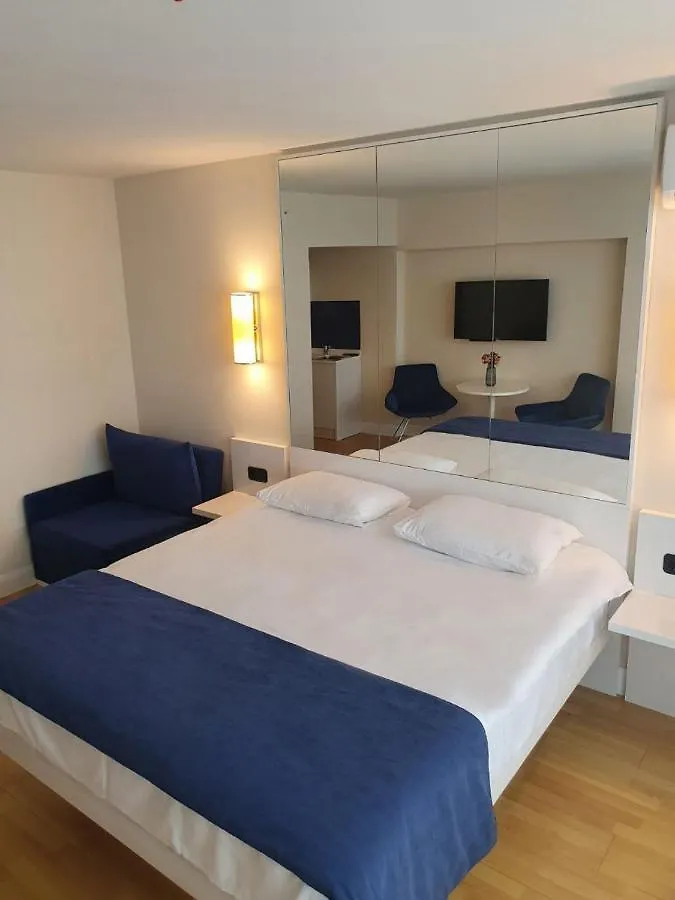 Apartament Roman Orbi City Batoemi Appartement